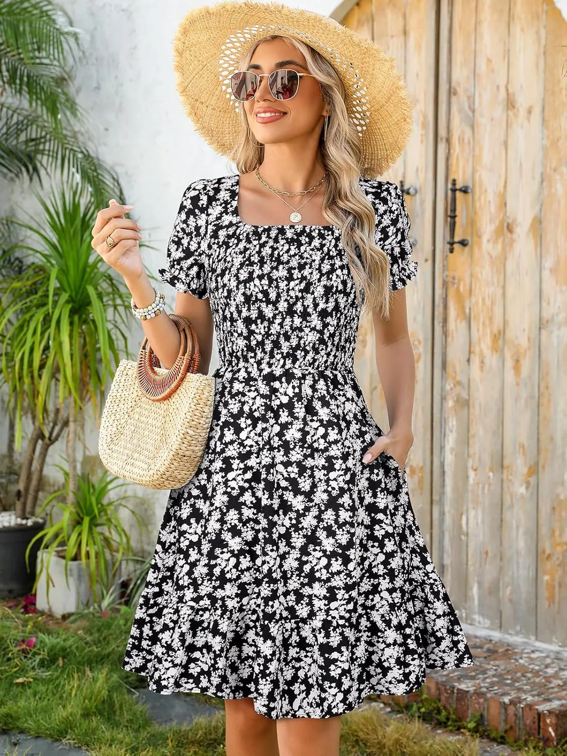 Lyrur Women's Short Sleeve Summer Dresses 2025 Spring Casual Square Neck Easter Dress A-Line Tiered Sundress with Pockets