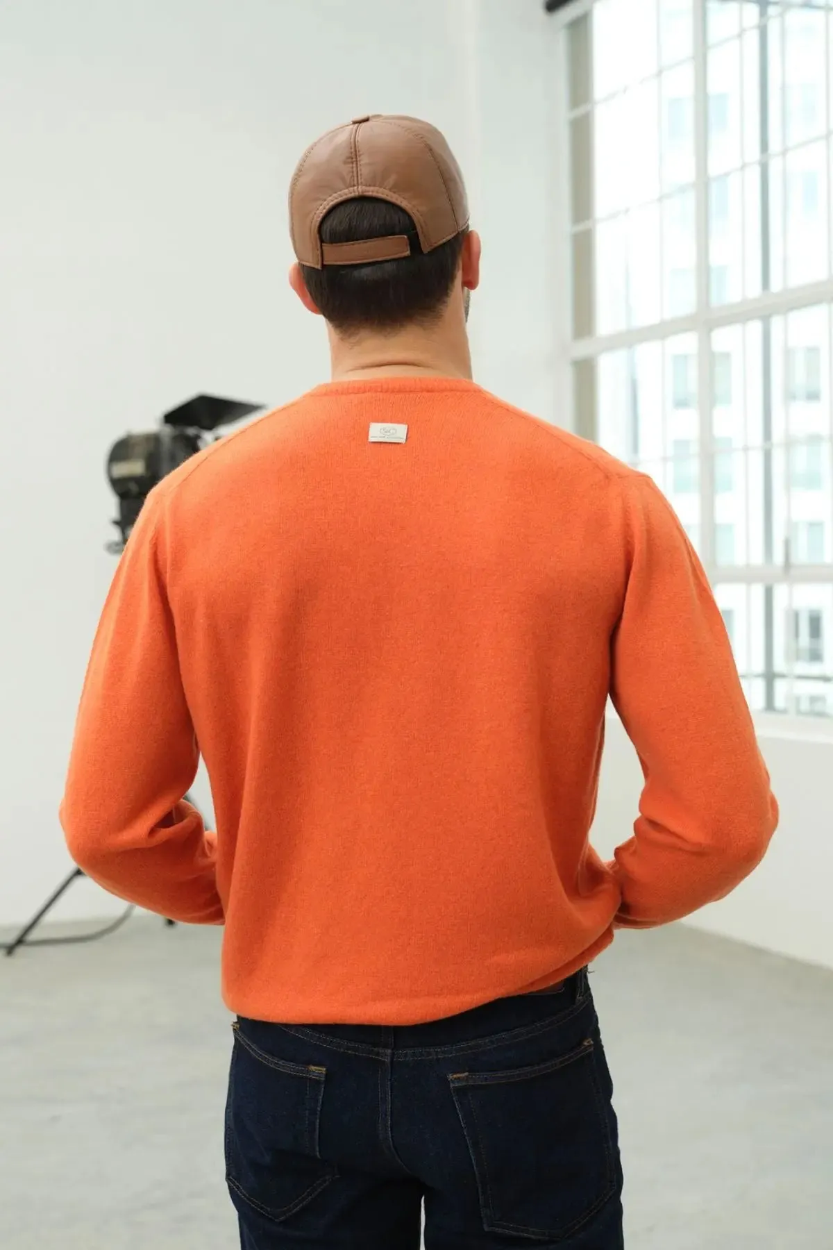 Orange Pure Cashmere V-Neck Long Sleeve Vincent Men's Sweater