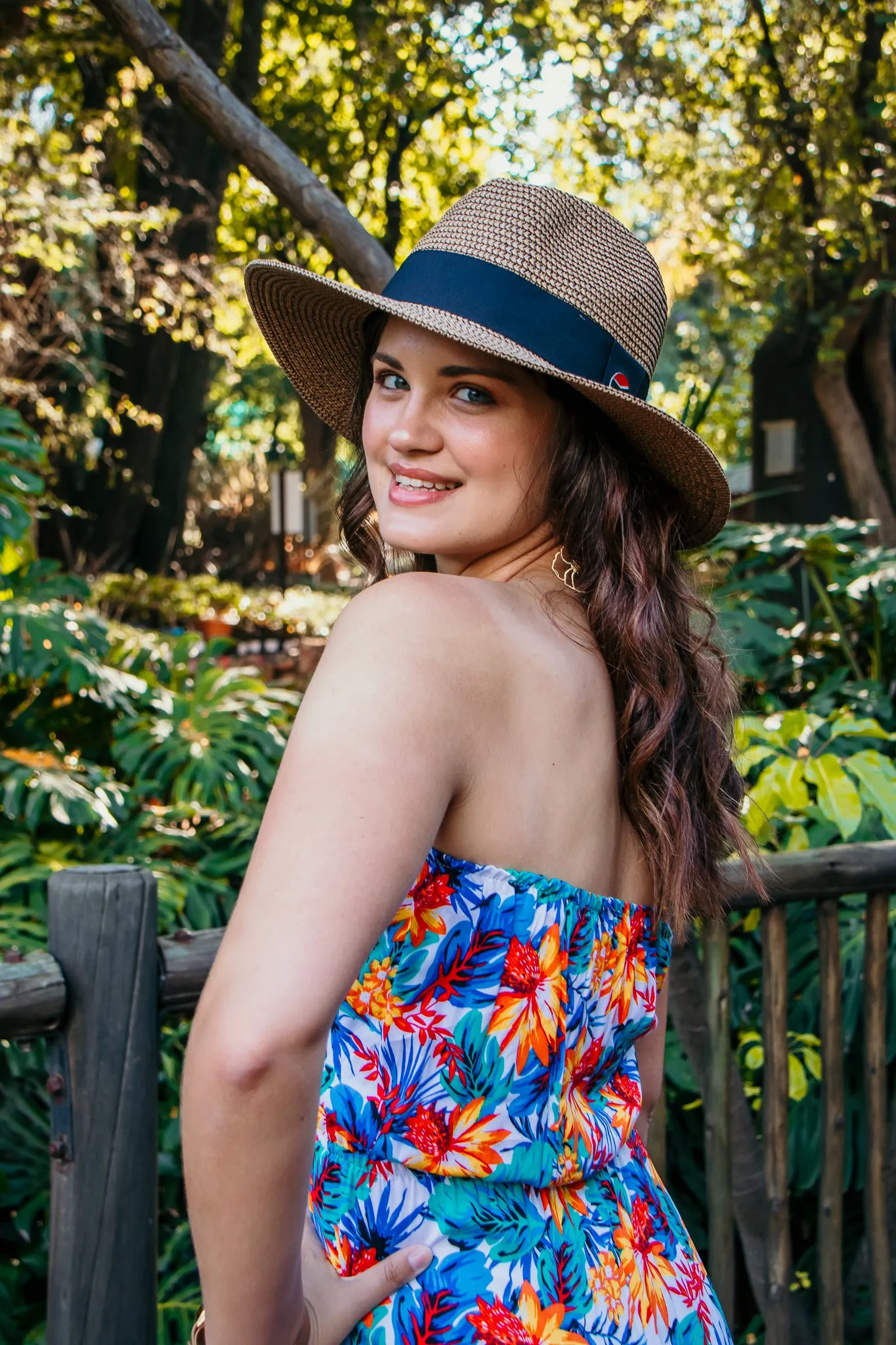 Selene Wide Brim Fedora Sunhat: Tan & Black